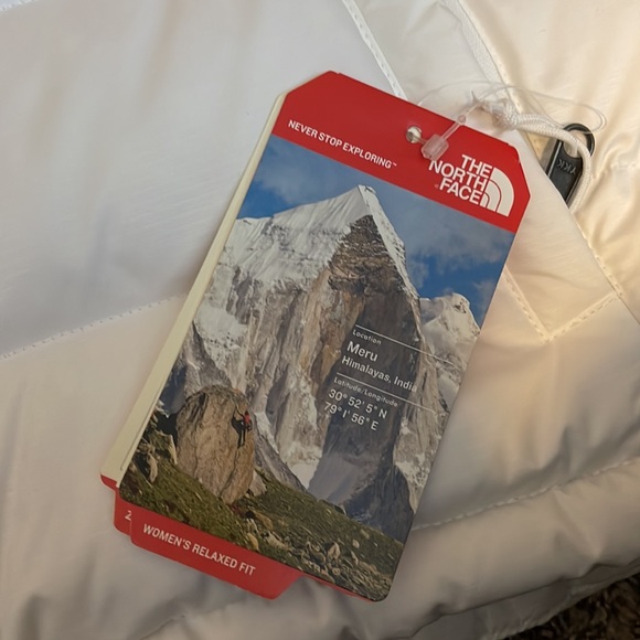 COPY - Brand new Women’s white North face vest - Picture 5 of 6